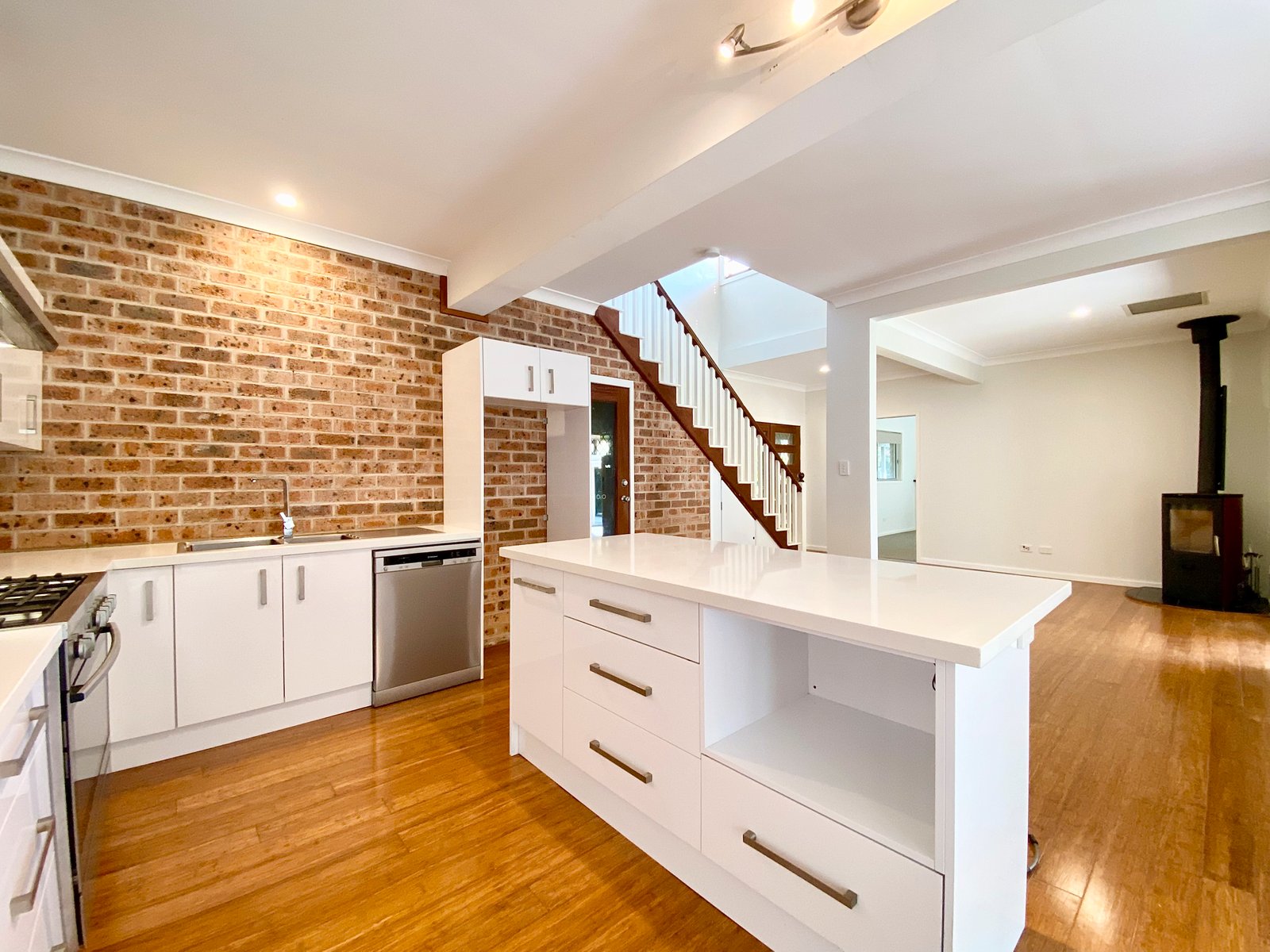 19 Taylor Road TAYLORS BEACH 6