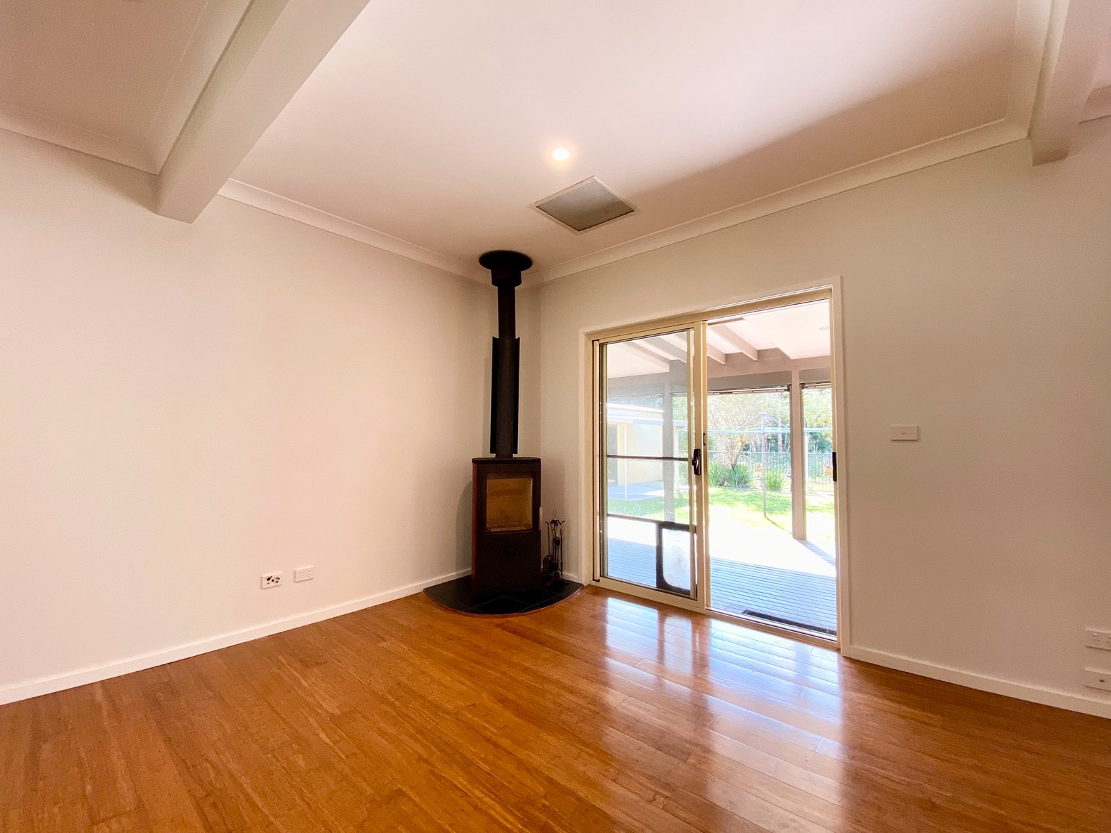 19 Taylor Road TAYLORS BEACH 11