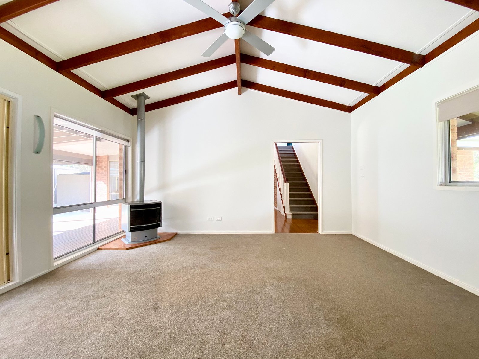 19 Taylor Road TAYLORS BEACH 12