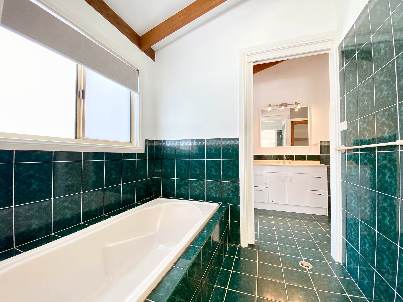 19 Taylor Road TAYLORS BEACH 25