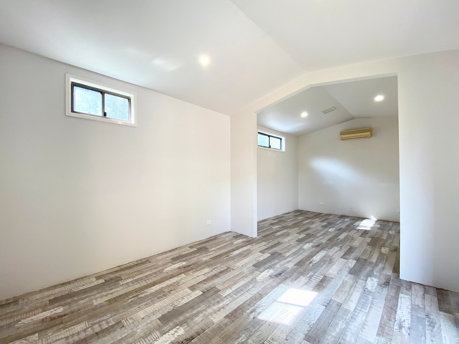 19 Taylor Road TAYLORS BEACH 31