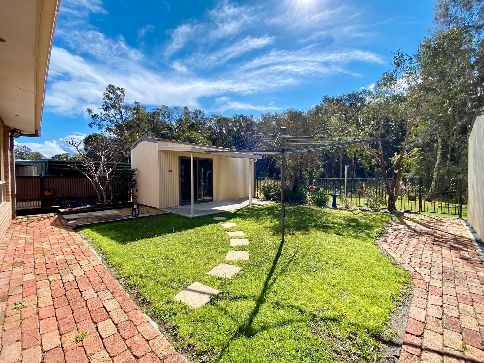 19 Taylor Road TAYLORS BEACH 33