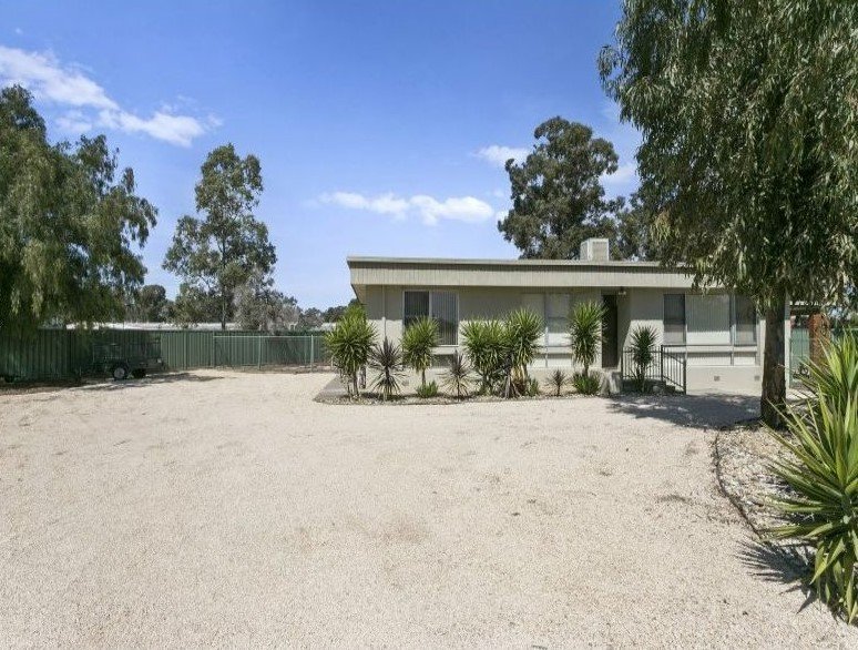 19 Taylor Street EPSOM 3