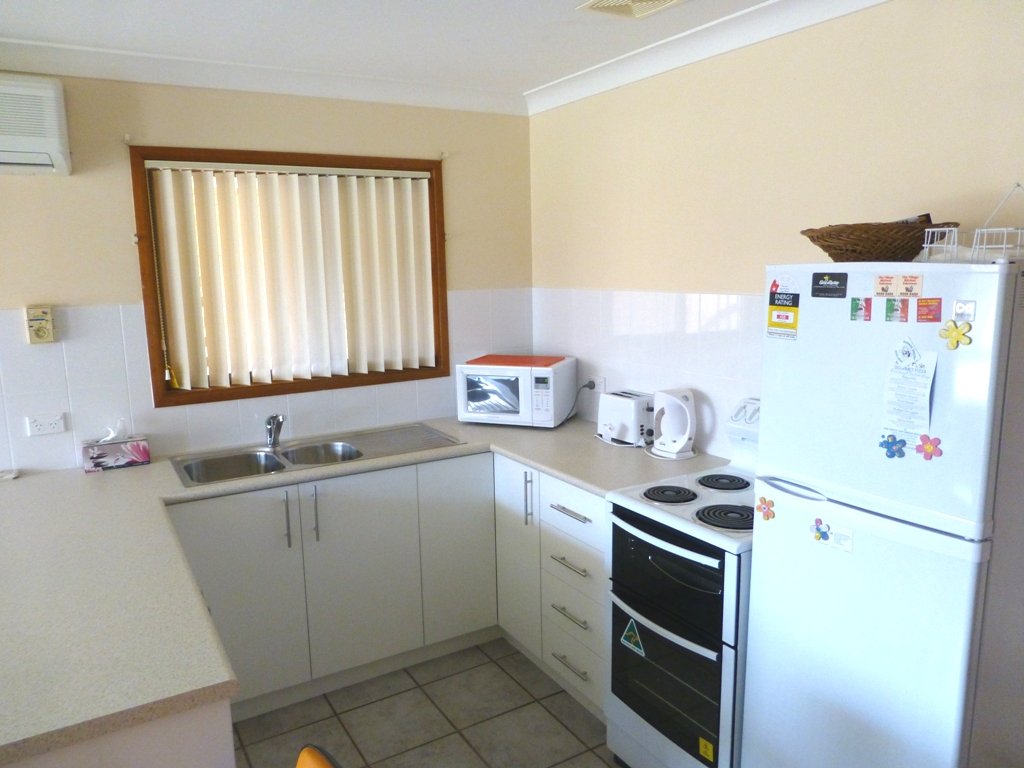 19 The Parade NORTH HAVEN 7