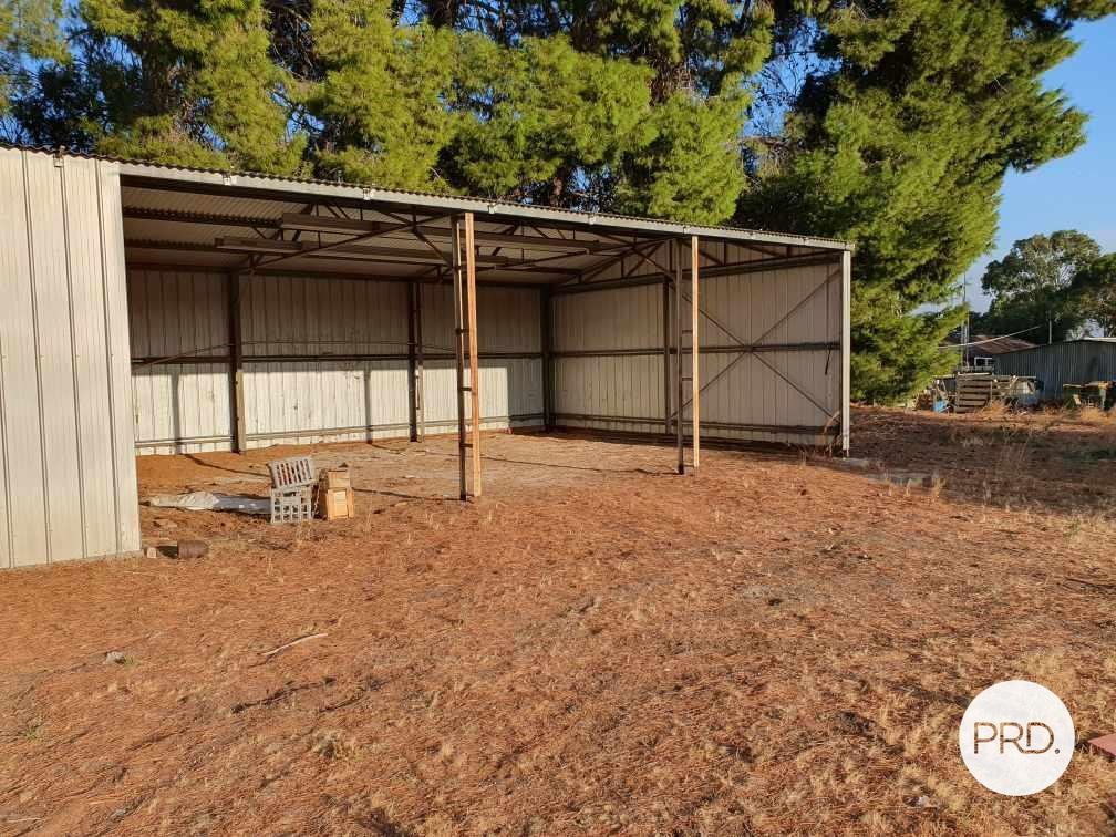 19 Thorne Street OUYEN 13