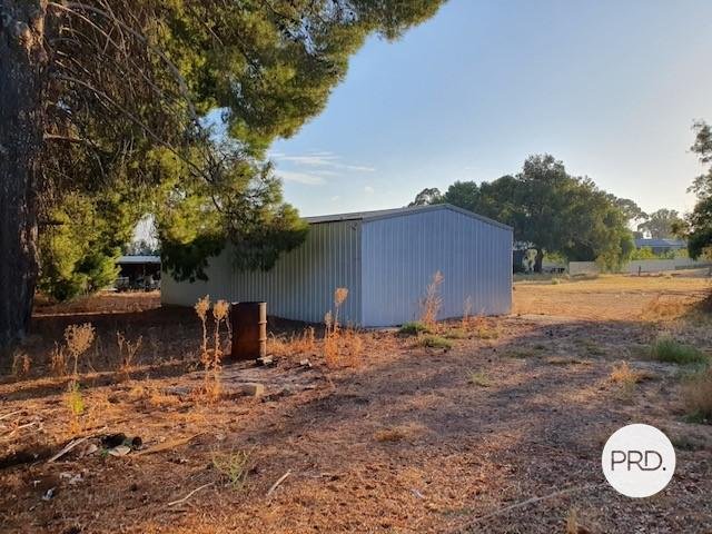 19 Thorne Street OUYEN 15