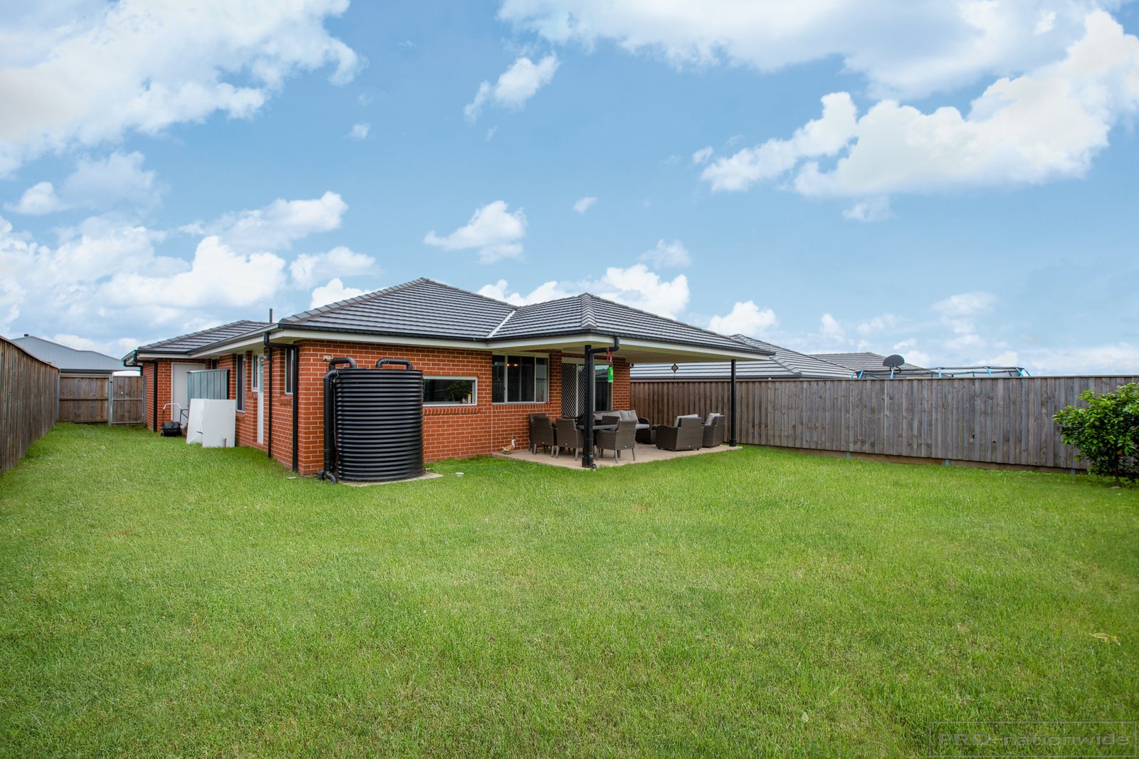 19 Threadtail Street CHISHOLM 12