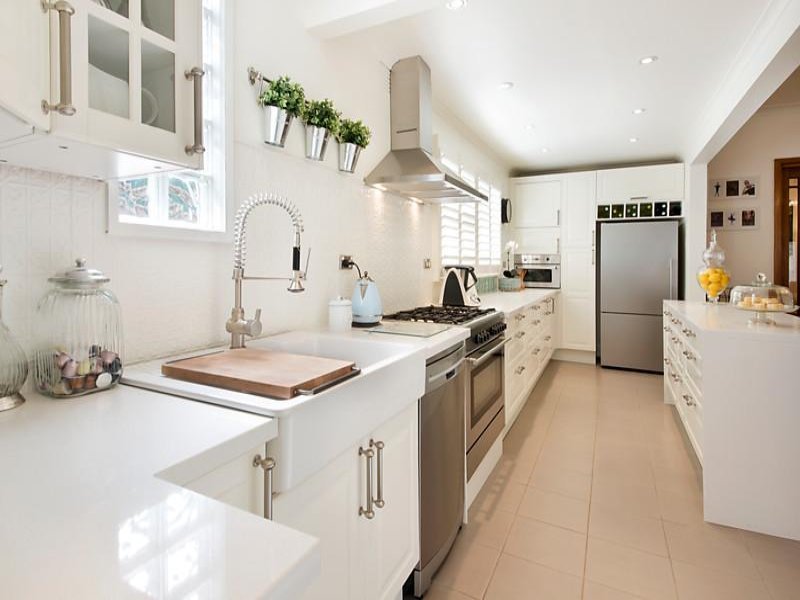 Gallery: 19 Tolls Avenue