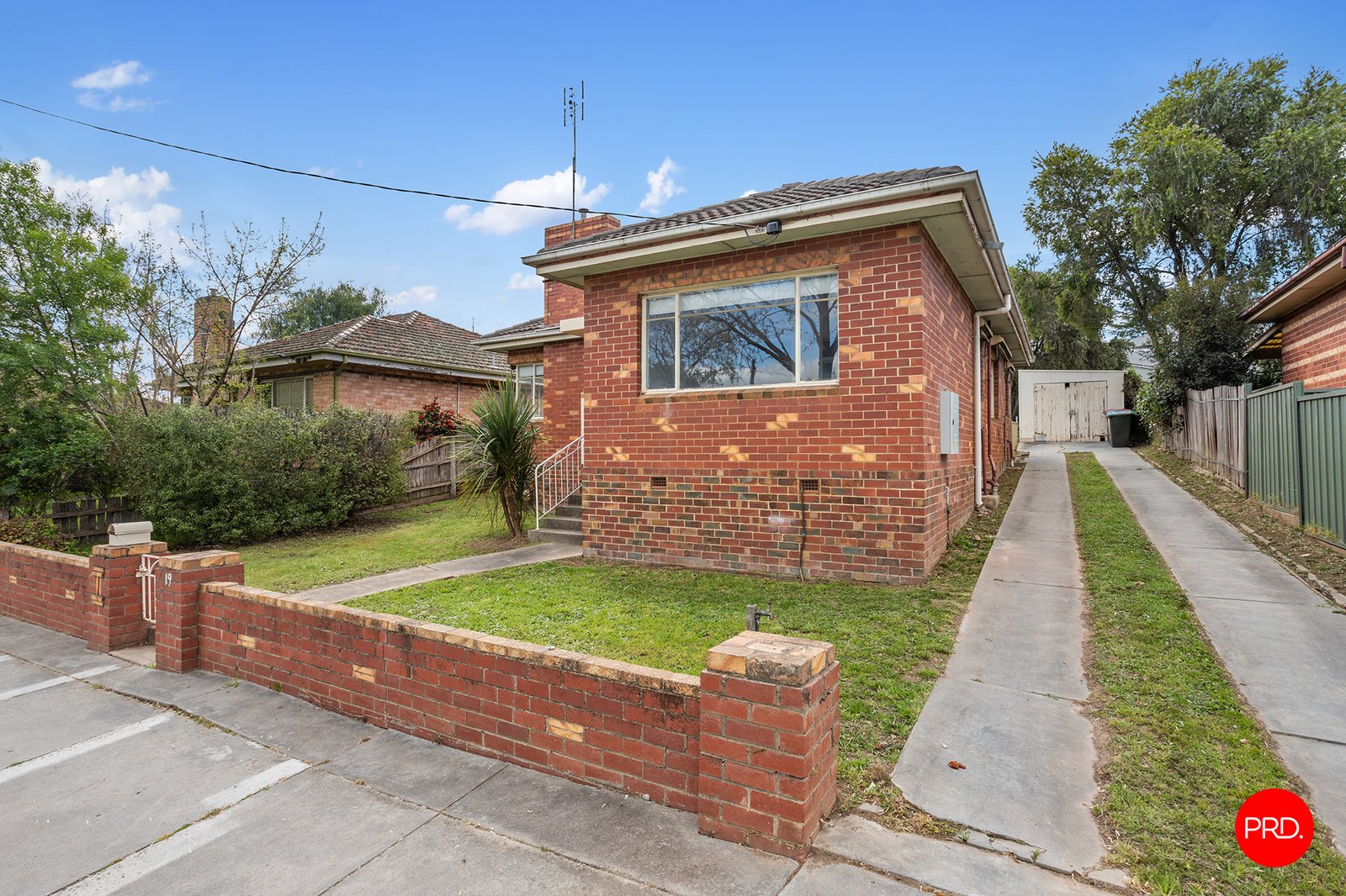 19 Townsend Street KENNINGTON 3