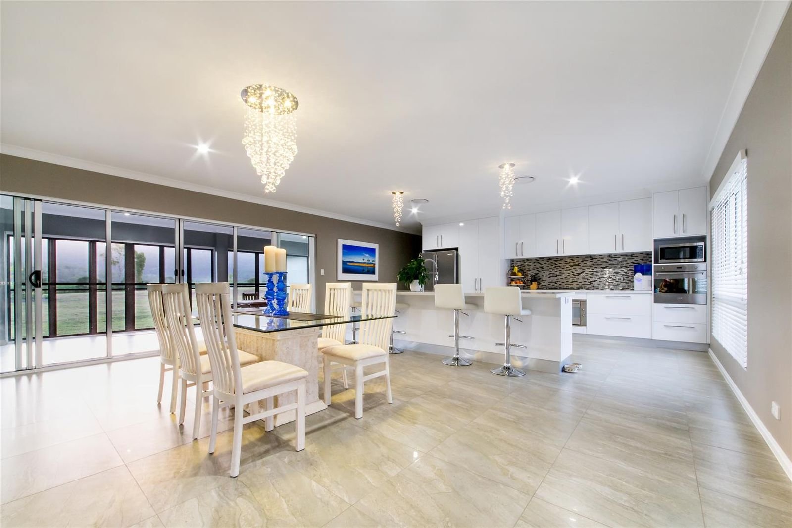 19 Tucker Road RIORDANVALE 4