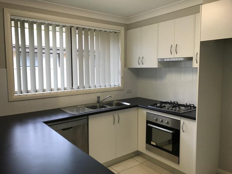 19 Tulipwood Crescent TAMWORTH 1