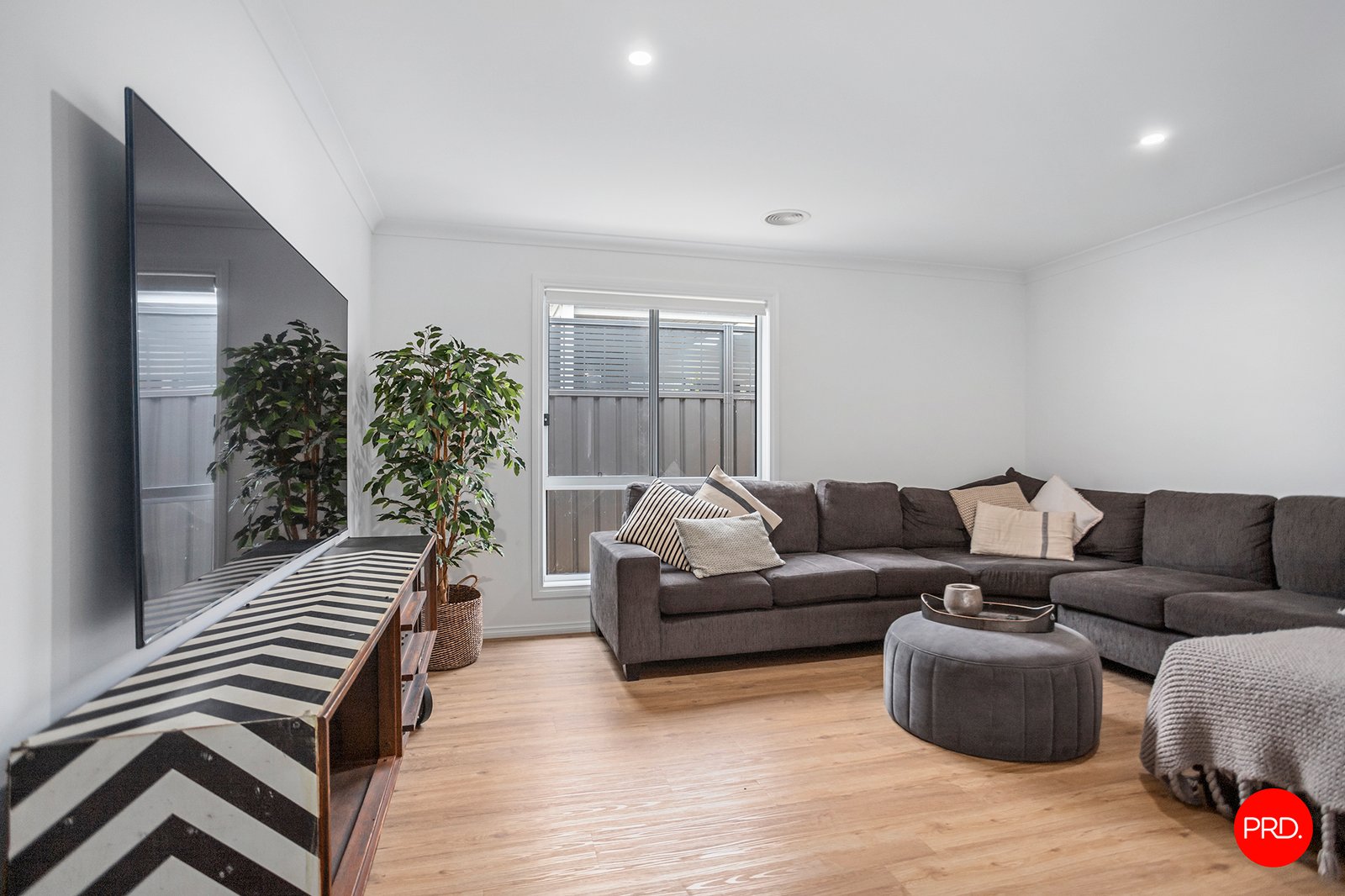 19 Tussock Drive WHITE HILLS 9