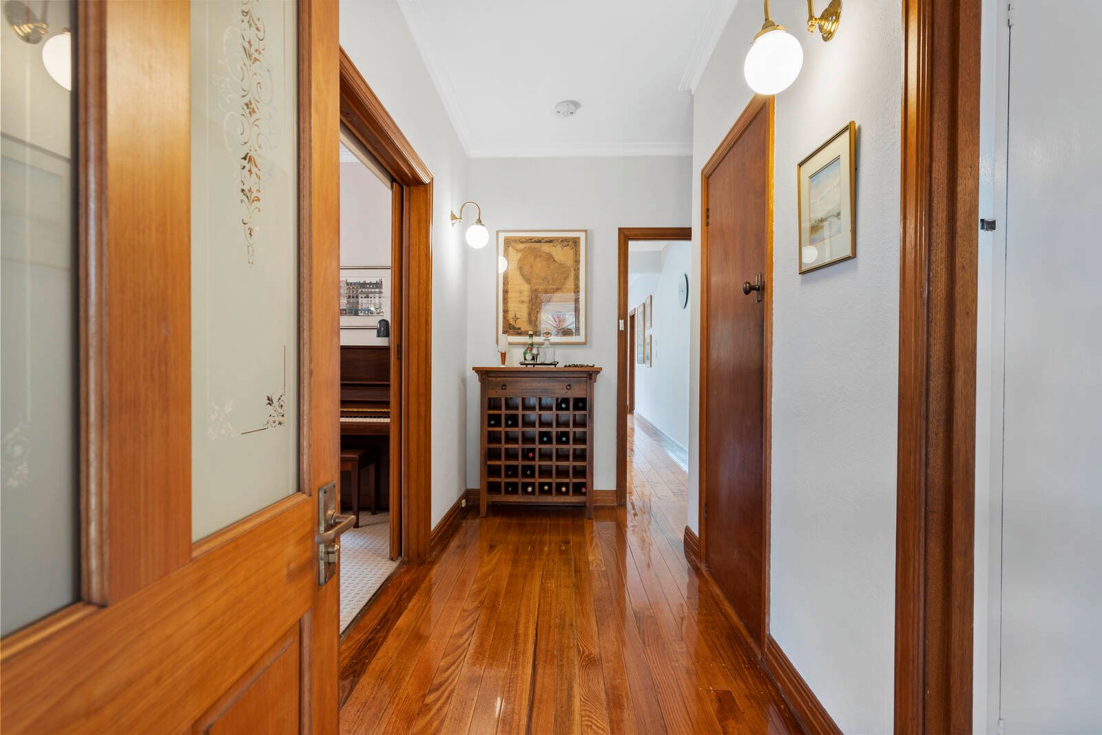 Gallery: 19 Valkstone Street