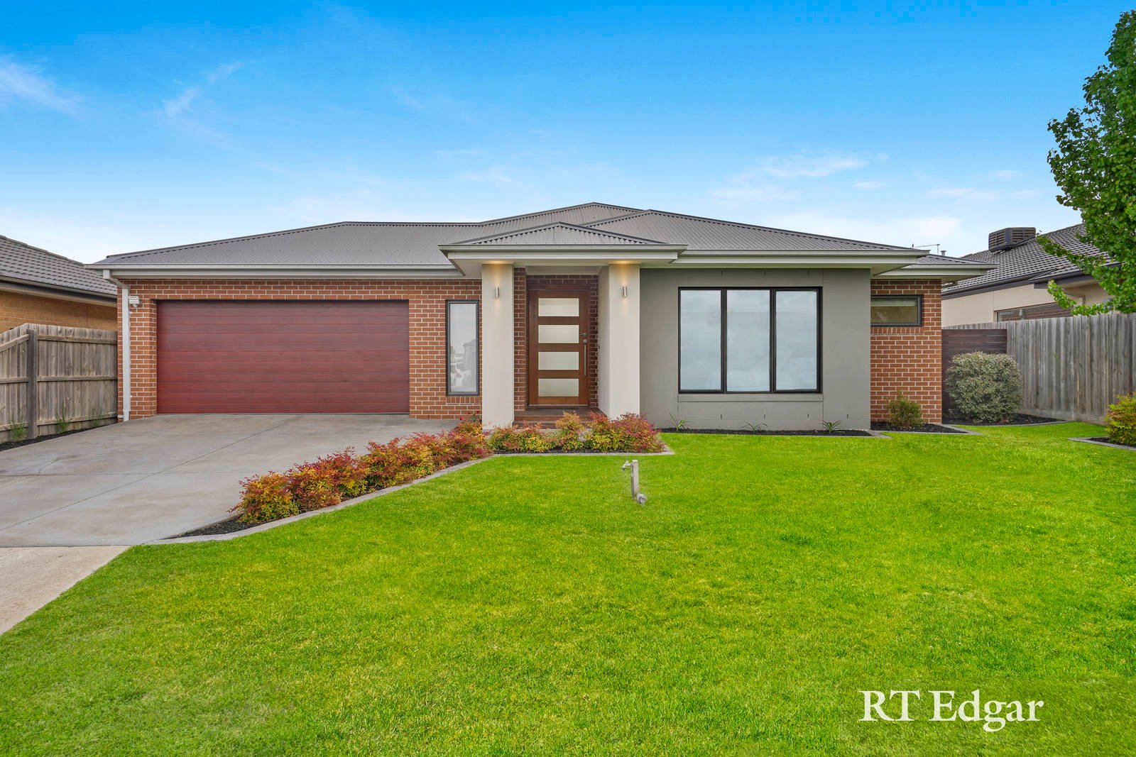 Real Estate and Property in 19 Vancleve Crescent, Gisborne, VIC