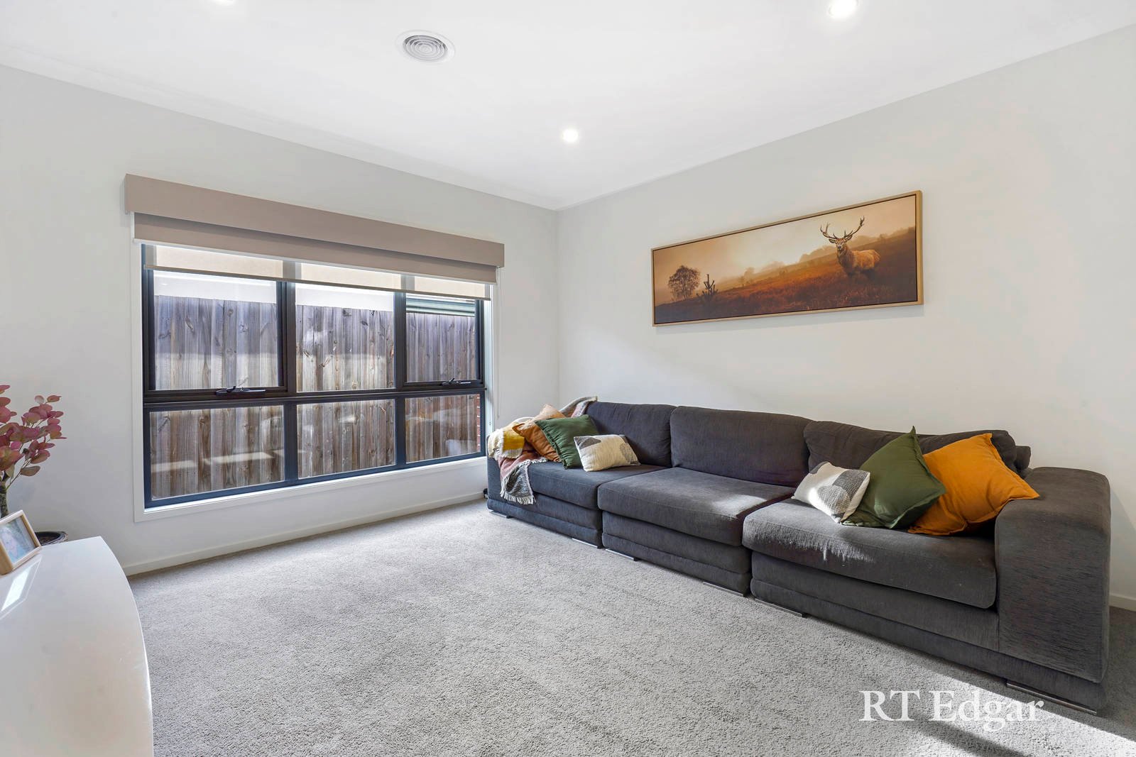 Real Estate and Property in 19 Vancleve Crescent, Gisborne, VIC