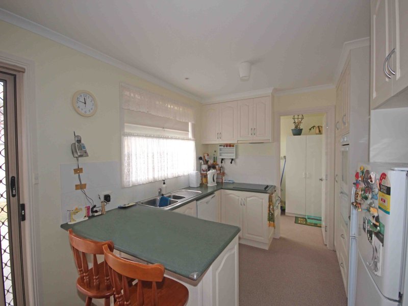19 Virgilians Drive AUSTINS FERRY 8