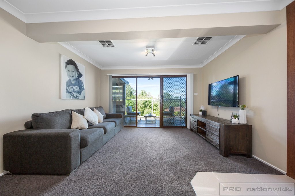 19 Vista Parade EAST MAITLAND 3