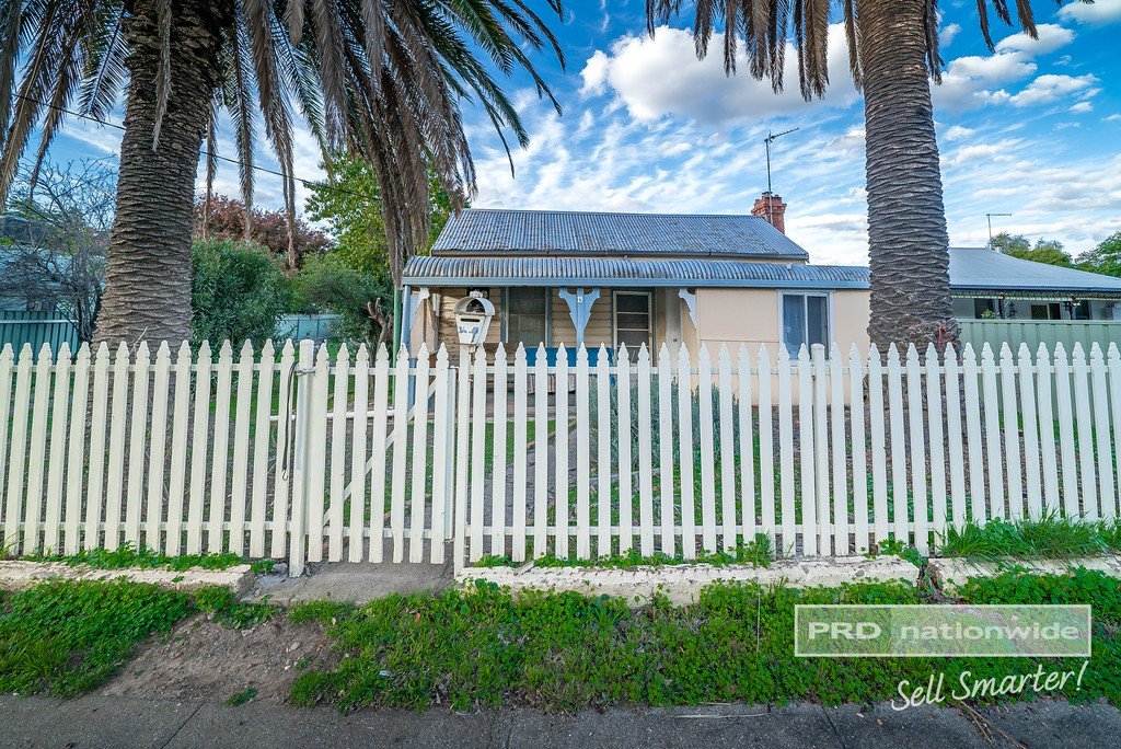 19 Wall Street NORTH WAGGA WAGGA 1