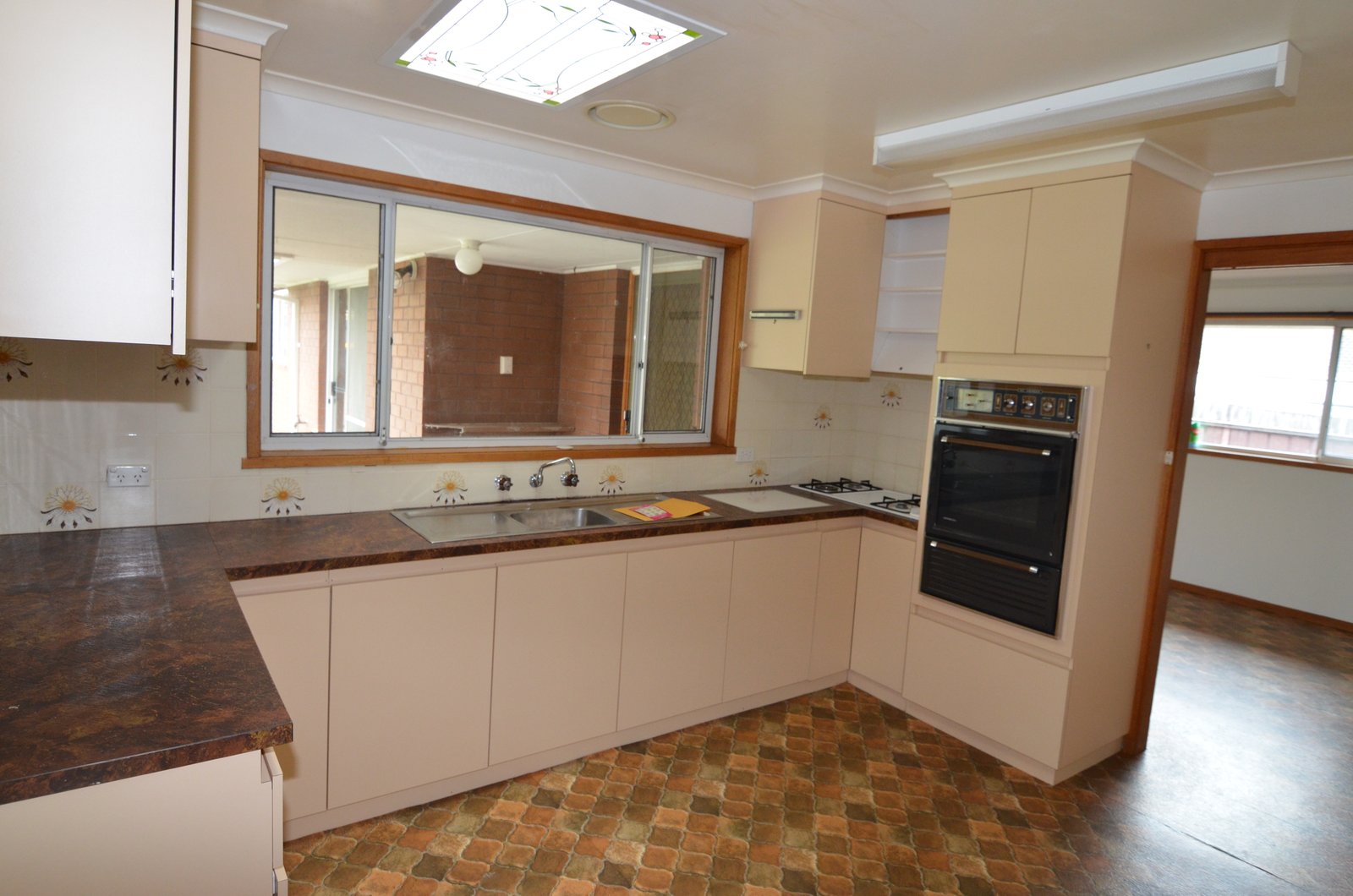 Gallery: 19 Walpole Avenue