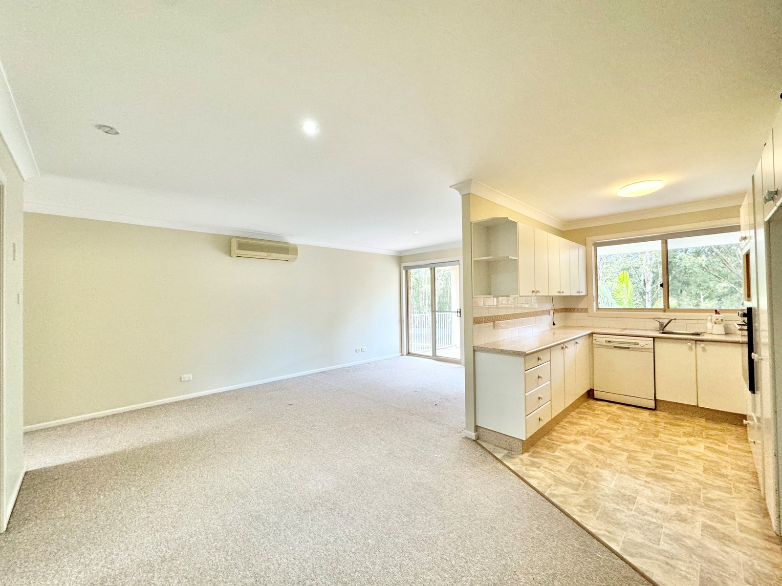 1/9 Warramunga Close SALAMANDER BAY 2