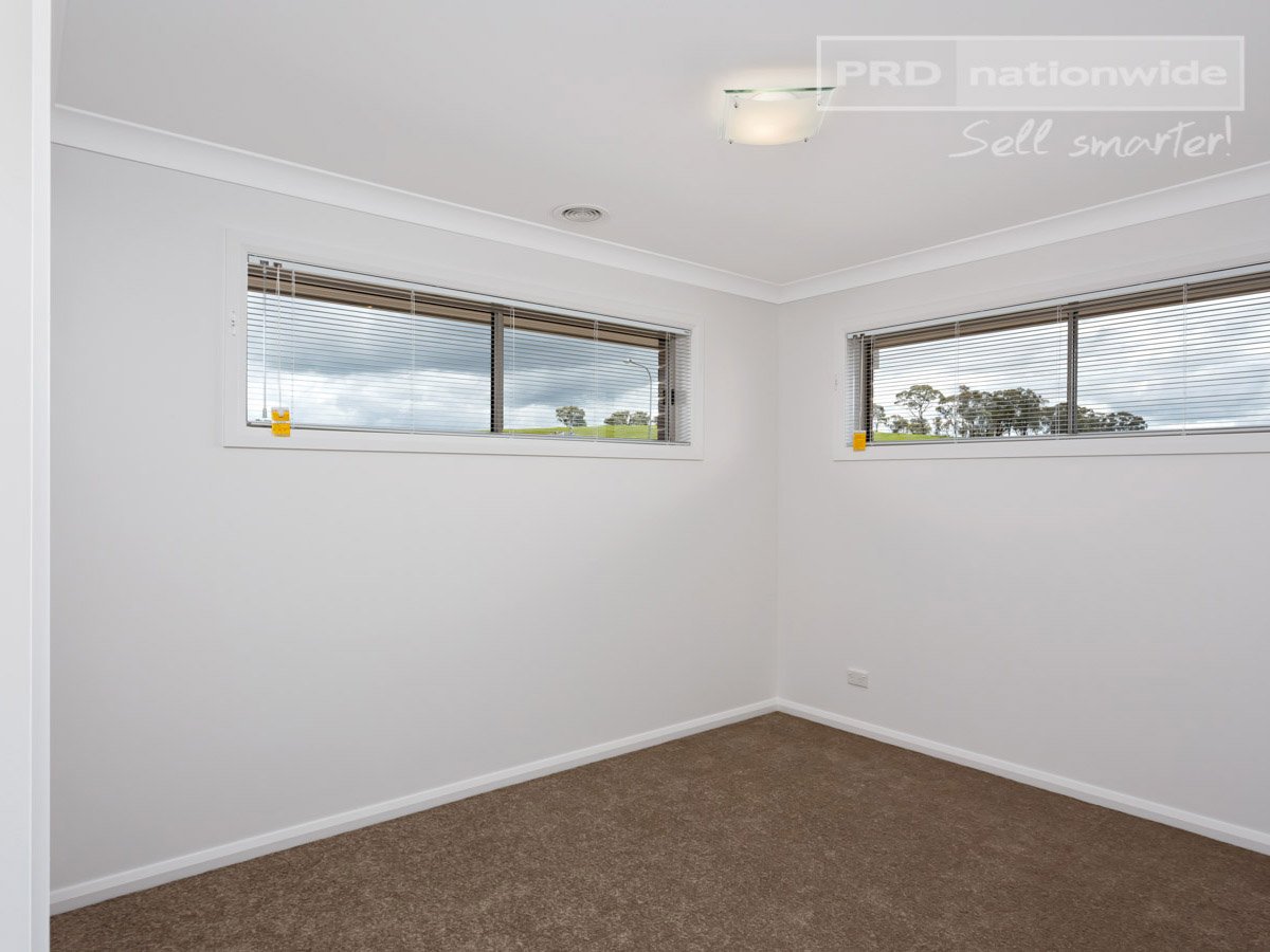 19 Watson Boulevard LLOYD 9