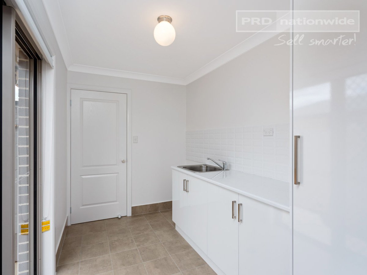 19 Watson Boulevard LLOYD 10