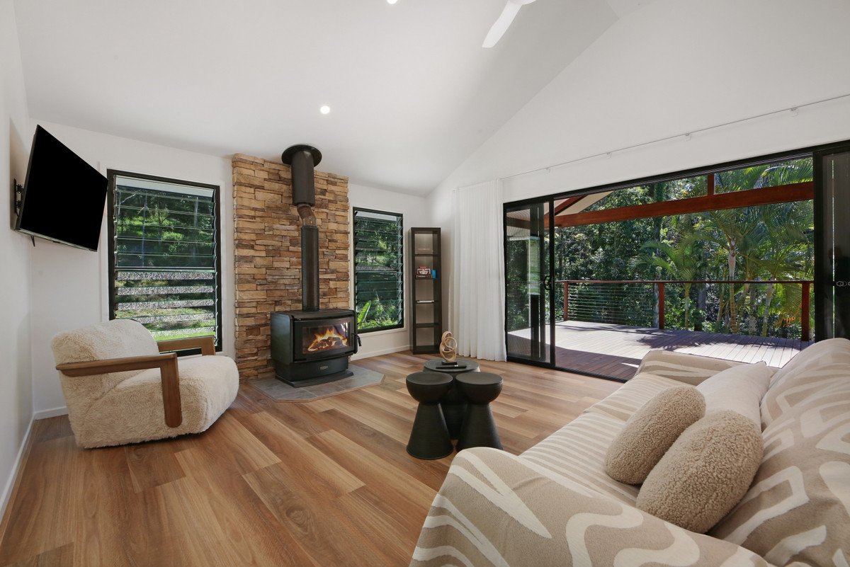 19 Wattlebird Court Currumbin Valley 2