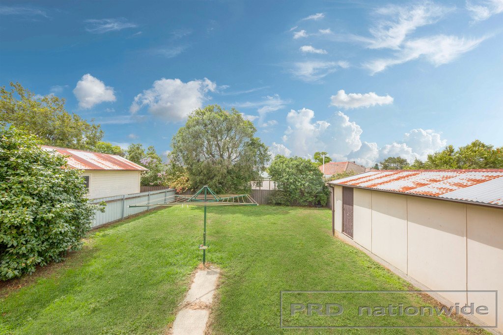 19 Weblands Street RUTHERFORD 12