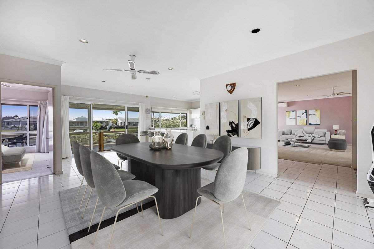 19 Wedgebill Parade BURLEIGH WATERS 5