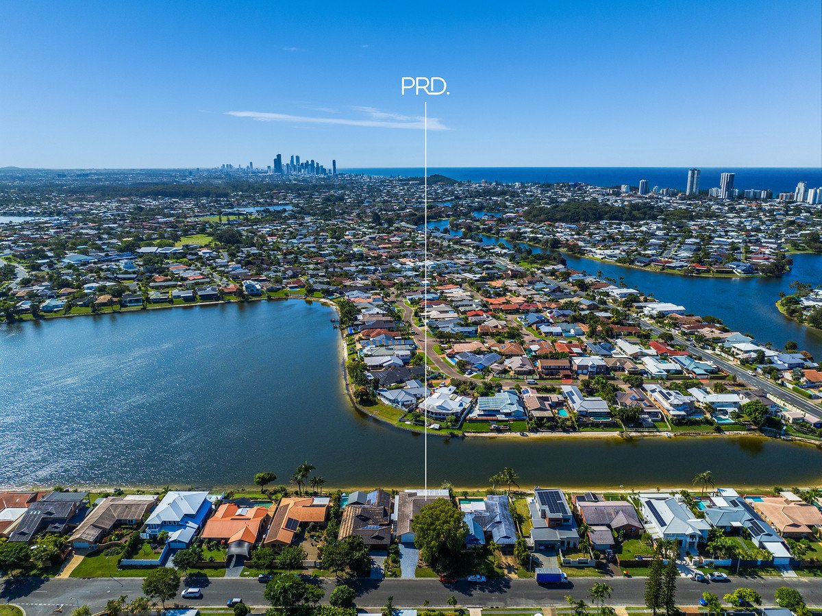 19 Wedgebill Parade BURLEIGH WATERS 8