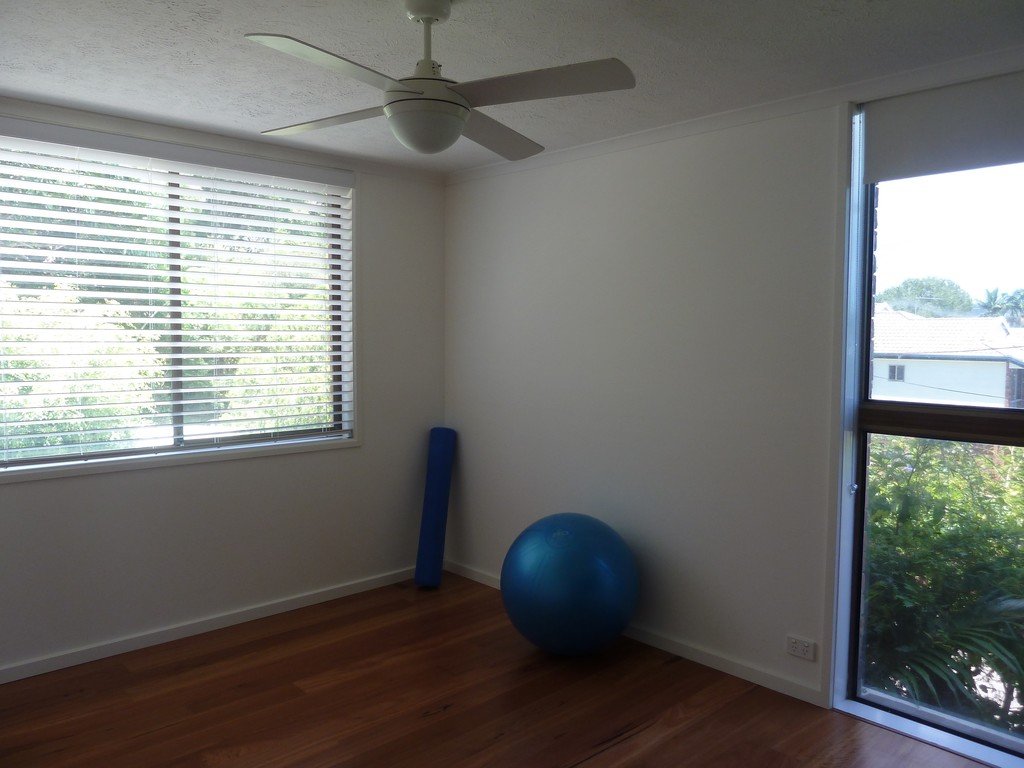 1/9 Weeumba Street CURRUMBIN 11