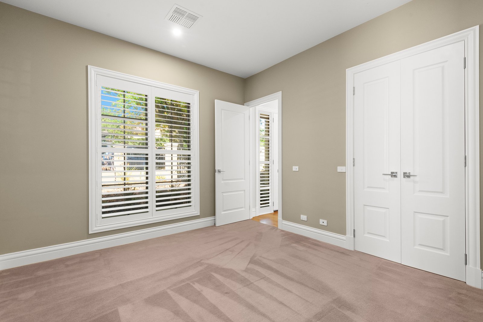 1/9 Willcyrus Street, Surrey Hills, Vic