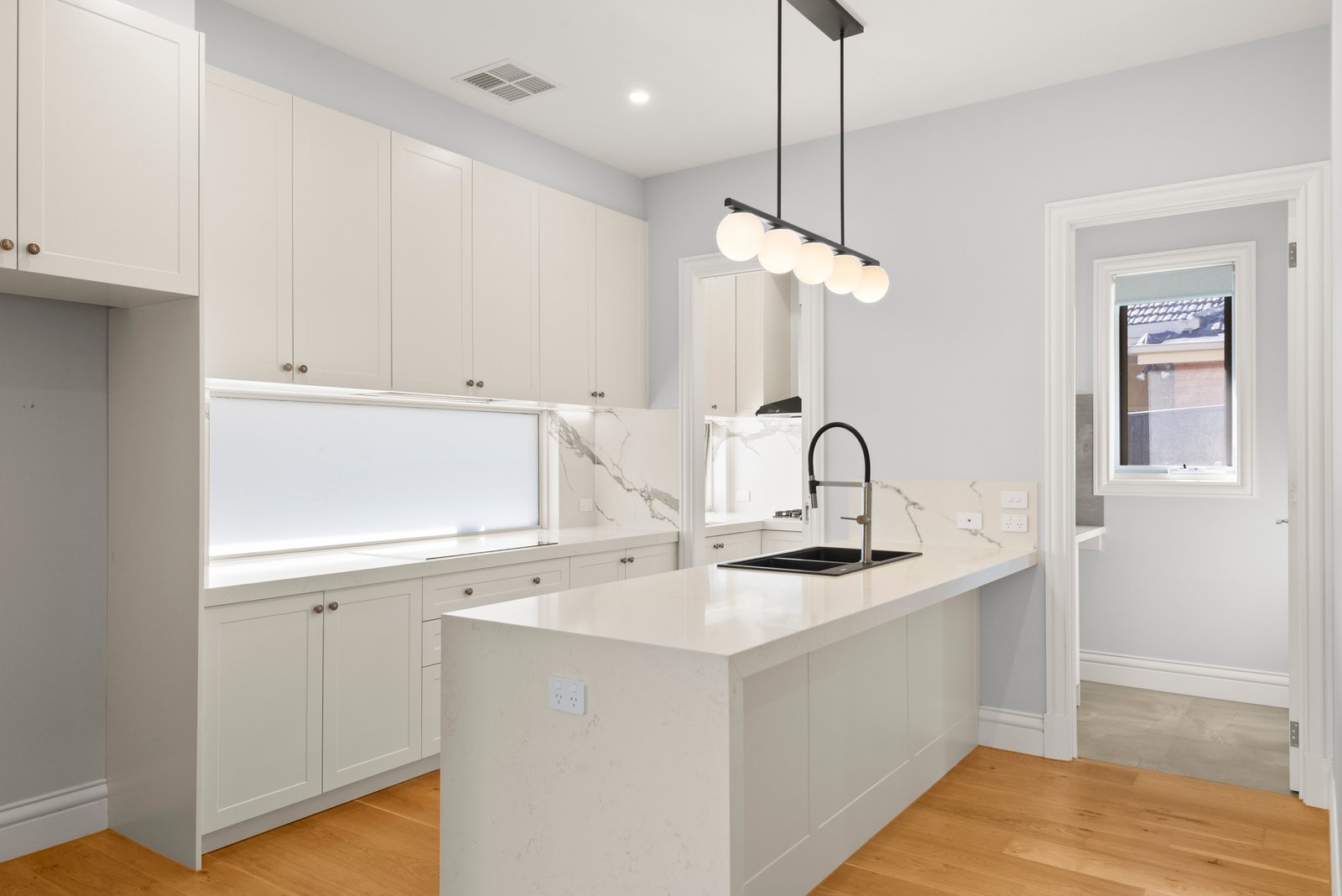 1/9 Willcyrus Street, Surrey Hills, Vic