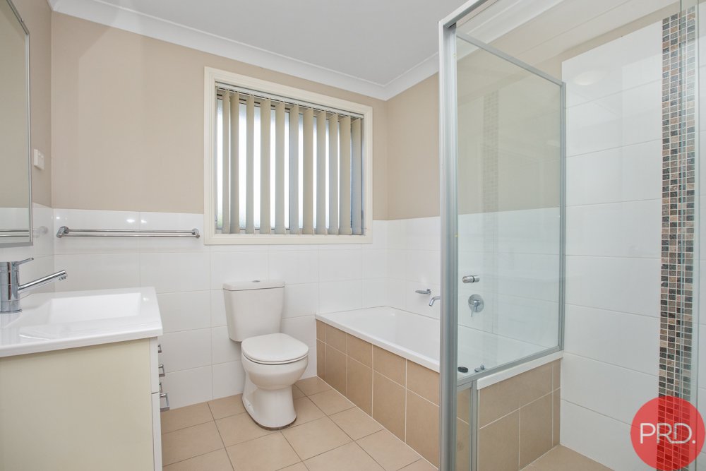 1/9 Windermere Road LOCHINVAR 15