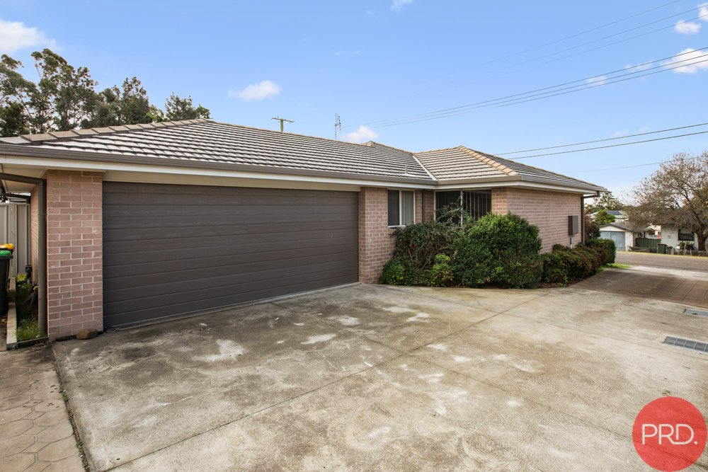 1/9 Windermere Road LOCHINVAR 16