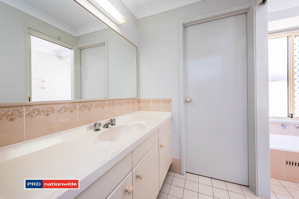 19 Windward Close CORLETTE 17