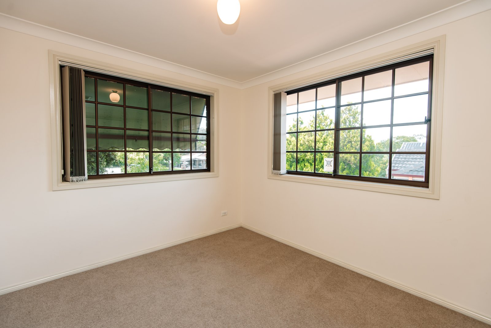 19 Woodbry Crescent TAMWORTH 20