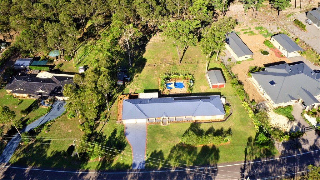 19 Woodlands Drive THORNTON 1
