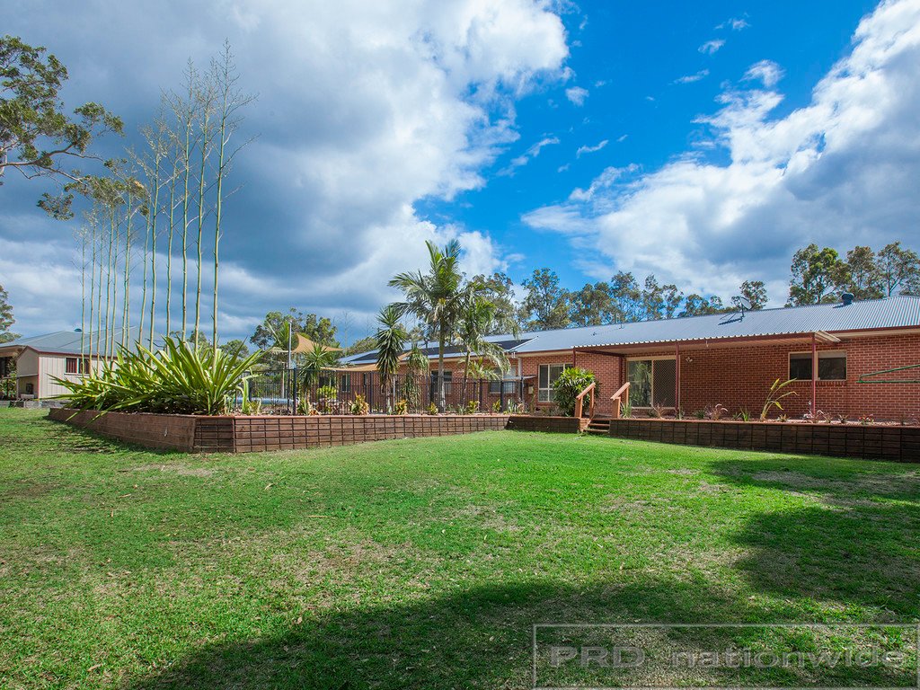 19 Woodlands Drive THORNTON 10