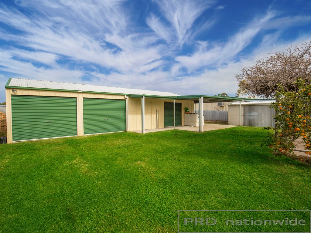 19 Wyndham St  GRETA 13