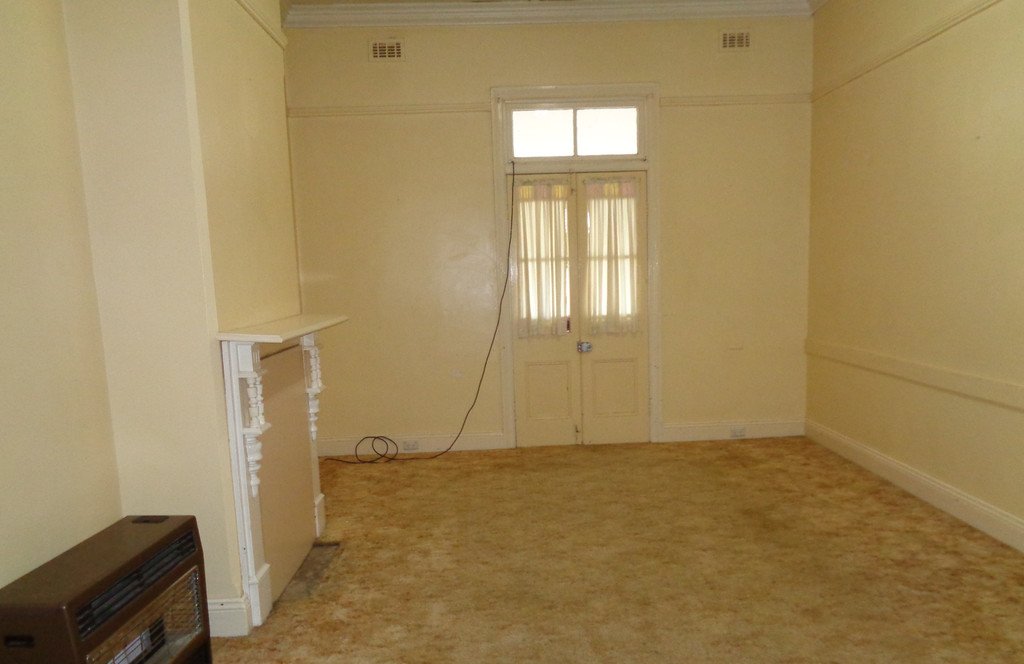 19 Wynyard Street TUMUT 4