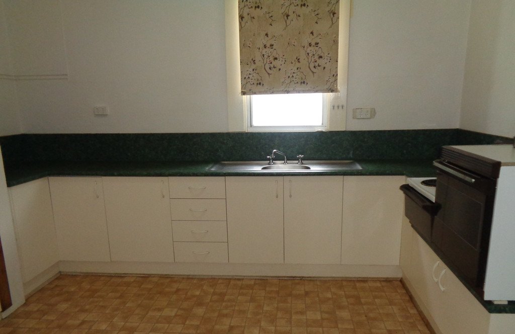 19 Wynyard Street TUMUT 6