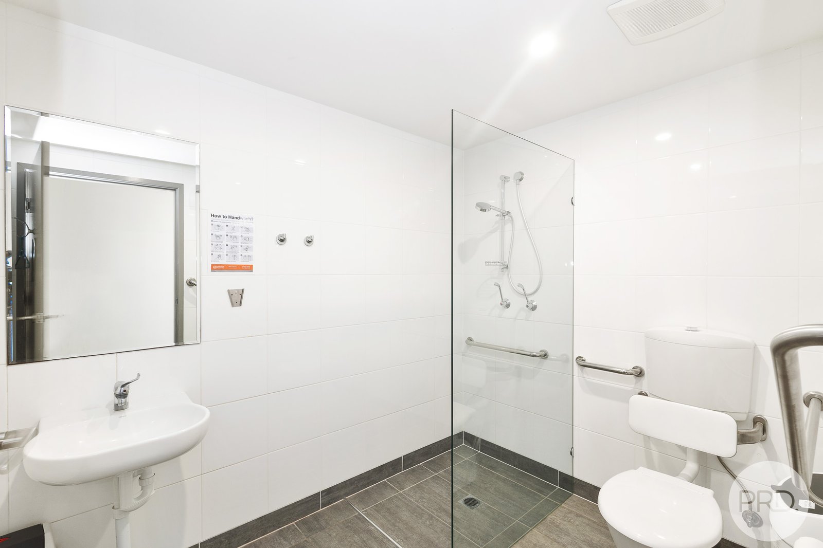 1/9 Yacaaba Street NELSON BAY 10