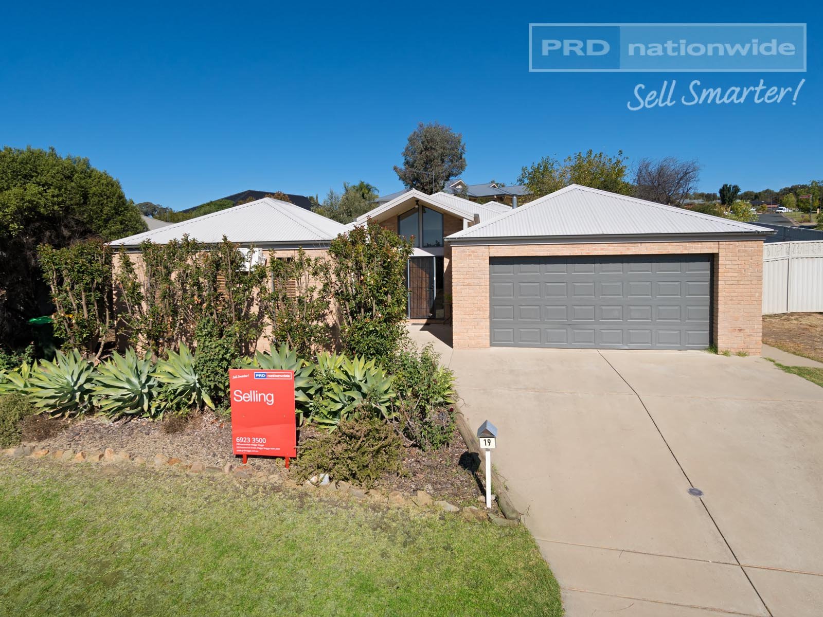 19 Yanko Crescent BOURKELANDS 1