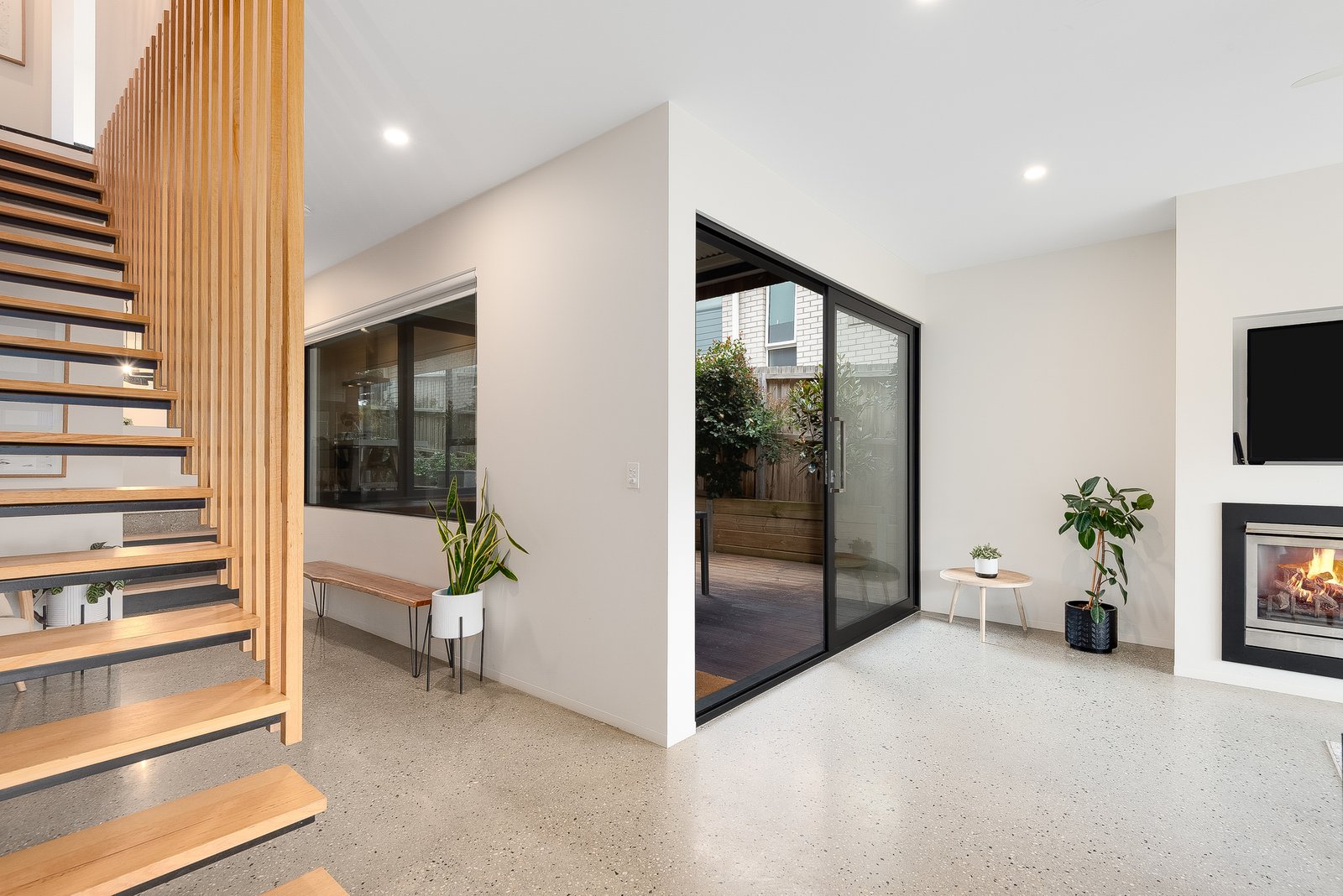 Gallery: 1/9 Yellow Gum Place