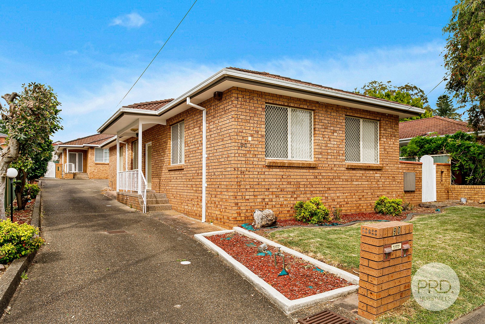1/90 Bassett Street HURSTVILLE 1