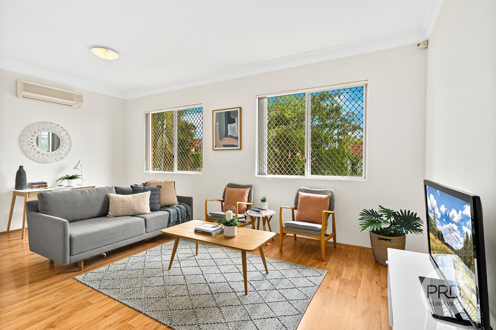 1/90 Bassett Street HURSTVILLE 2