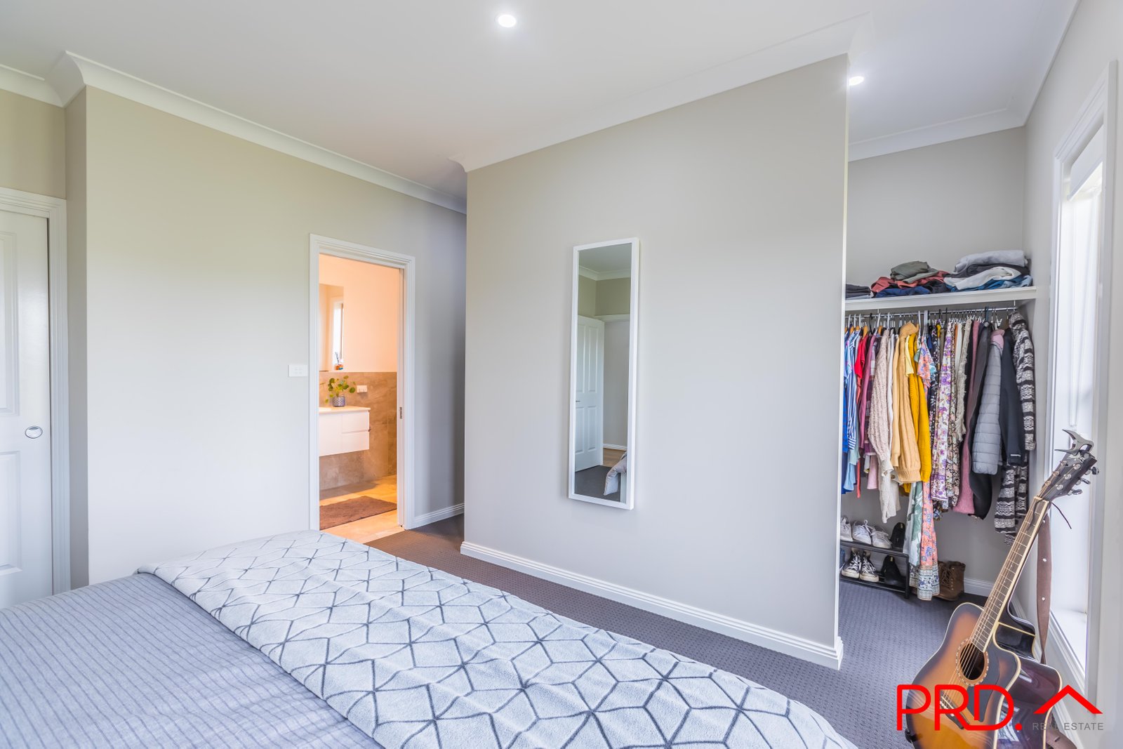 190 Browns Lane TAMWORTH 5