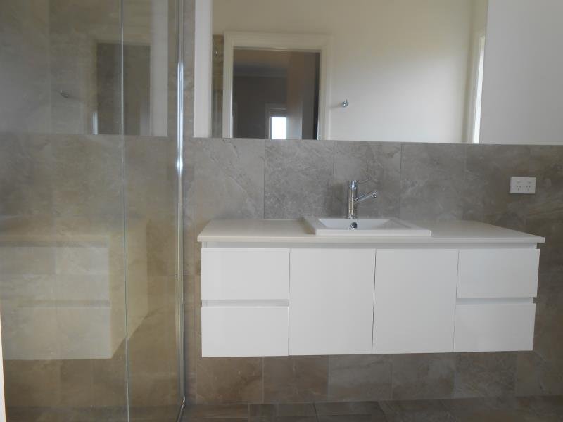 190 Browns Lane TAMWORTH 5