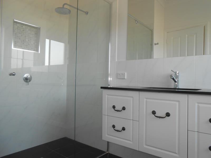 190 Browns Lane TAMWORTH 7